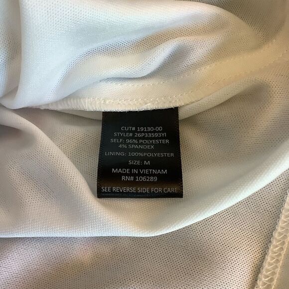 New Francesca’s White Floral Romper 🌺🌼 - Picture 8 of 8